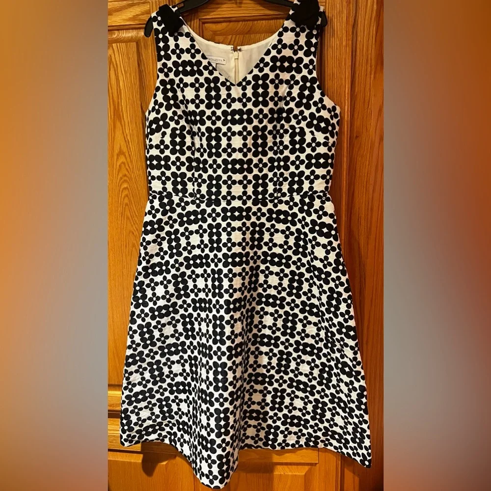 RSVP by Talbots Navy Blue & White Jacquard Daisy-Print Fit‎ & Flare Dress Size 8